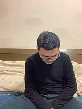 Snapshot of lililiwuwuwu chatting on 12-17-24, 01:16 lililiwuwuwu online show from 12-17-24, 01:16