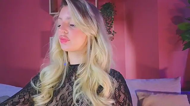 Snapshot of Grace_Gordon chatting on 10-26-25, 05:41 Grace Gordon online show from 10-26-25, 05:41