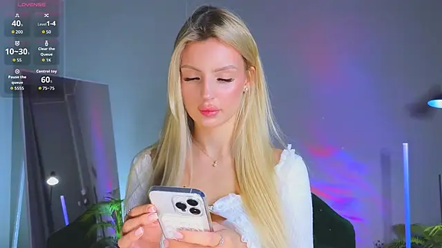 Snapshot of Grace_Gordon chatting on 10-23-25, 04:55 Grace Gordon online show from 10-23-25, 04:55