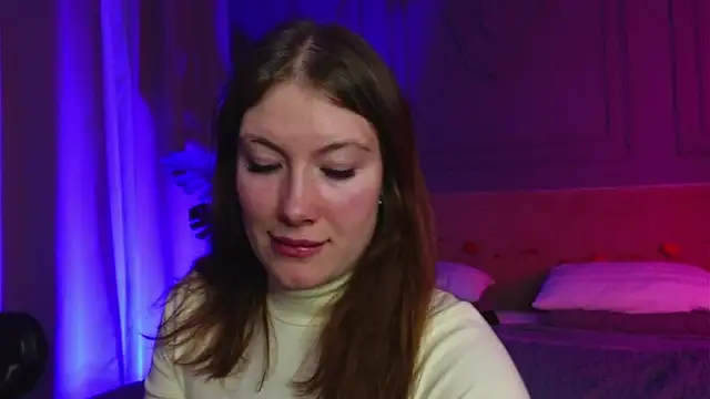 Liv Fay online show from 10-24-25, 02:27