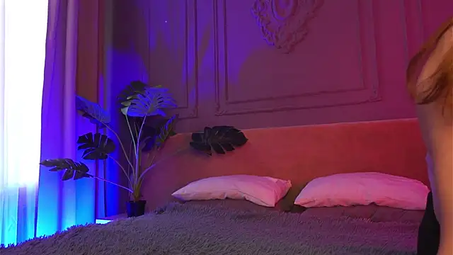 Liv Fay online show from 09-11-25, 03:01