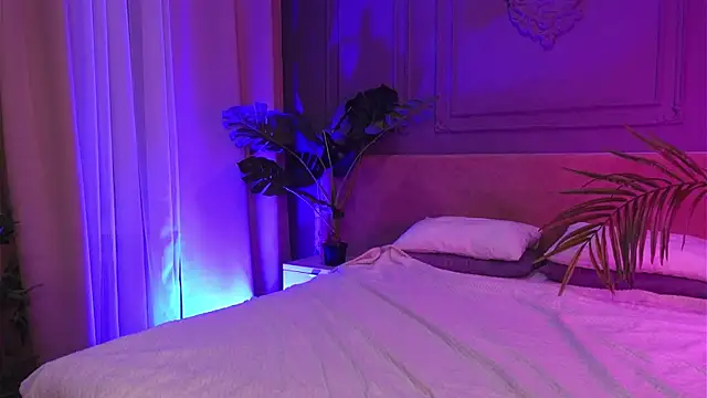 Liv Fay online show from 11-27-25, 01:33