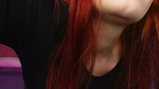 Snapshot of Liv_Fay chatting on 02-19-26, 01:52 Liv Fay online show from 02-19-26, 01:52