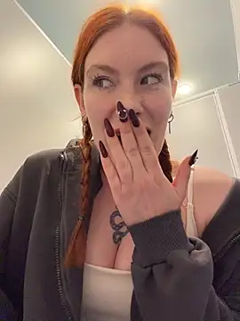 Liv Fay online show from 03-11-26, 03:39