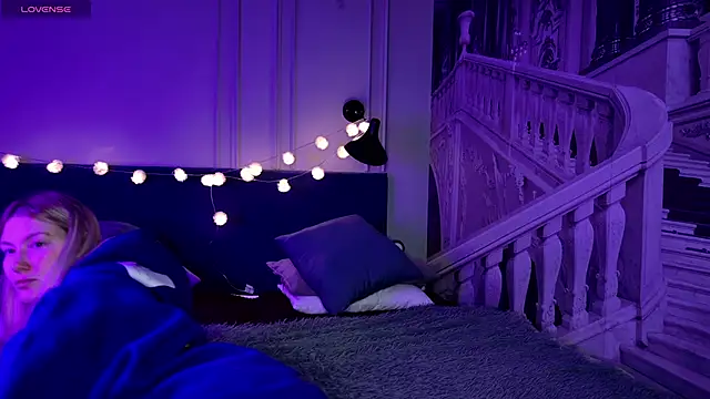 Liv Fay online show from 03-02-25, 07:52