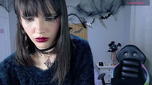 Snapshot of sailor_moon07 chatting on 10-08-25, 04:58 sailor moon07 online show from 10-08-25, 04:58