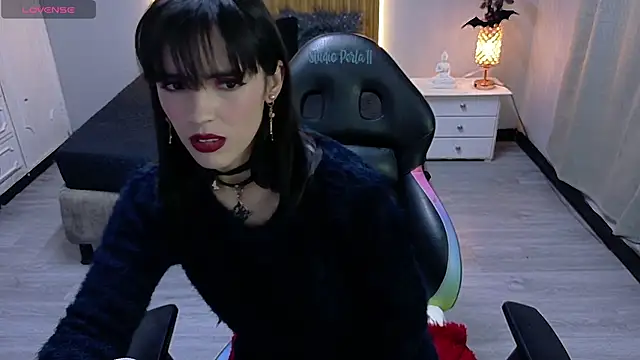 Snapshot of sailor_moon07 chatting on 10-04-25, 04:58 sailor moon07 online show from 10-04-25, 04:58