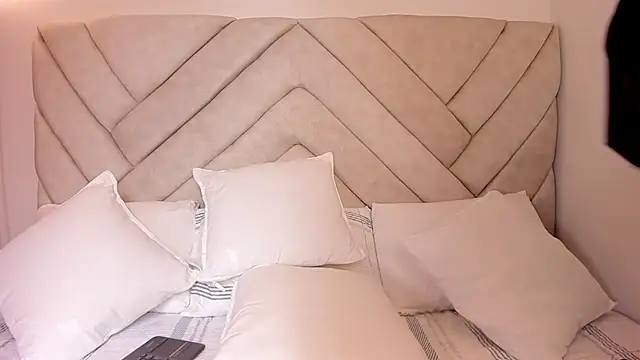 DarlinJones online show from 03-24-26, 07:03