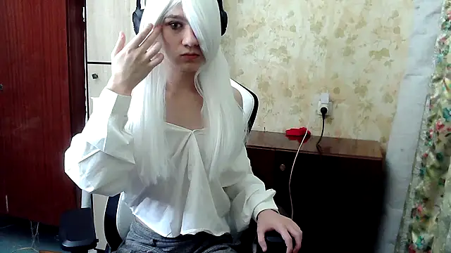 HilmarZ online show from 10-15-25, 05:10