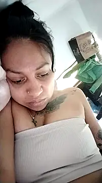 Tiphanydirty3 online show from 04-04-26, 03:07