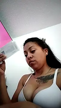 Tiphanydirty3 online show from 04-13-26, 05:17