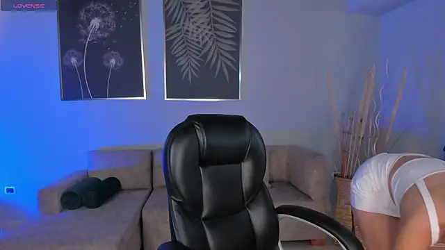 CelestePalmer  online show from 03-02-25, 04:58