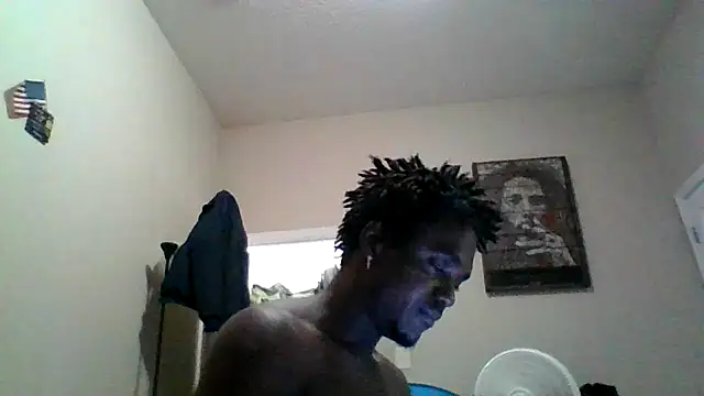 Hugedick0071 online show from 09-24-25, 12:00