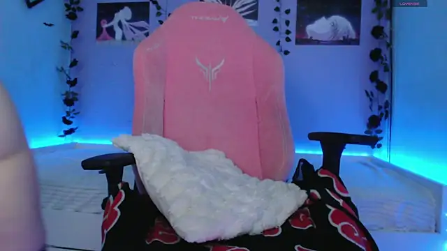 Scarlettsrorm online show from 03-23-25, 05:21