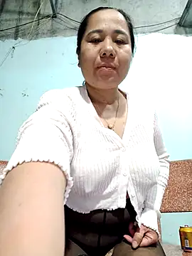 Queen 18200 online show from 03-03-26, 11:39