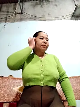 Queen 18200 online show from 02-03-26, 10:04