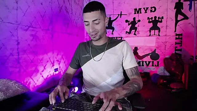 DrakeNeumann online show from 12-02-25, 03:41