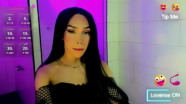 Snapshot of Nikita_Gers chatting on 09-19-25, 03:54 Nikita Gers online show from 09-19-25, 03:54