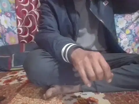 Bangingchick online show from 12-22-25, 04:12