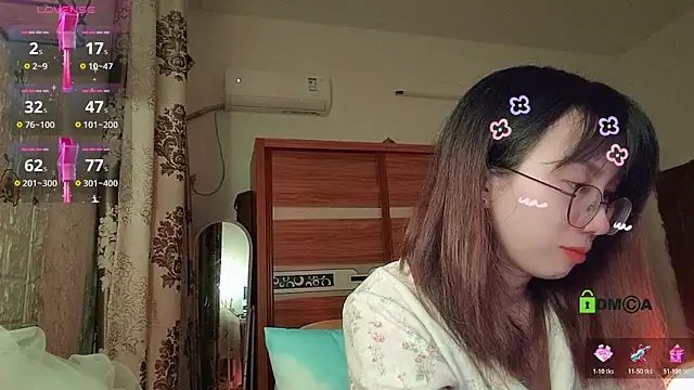 Snapshot of Lili_666 chatting on 12-19-25, 04:42 Lili 666 online show from 12-19-25, 04:42