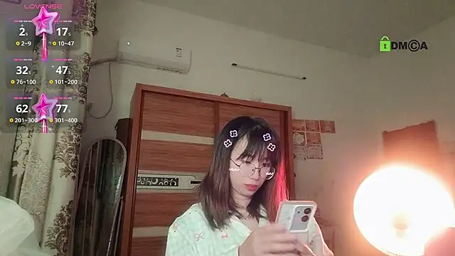 Snapshot of Lili_666 chatting on 01-16-26, 10:14 Lili 666 online show from 01-16-26, 10:14