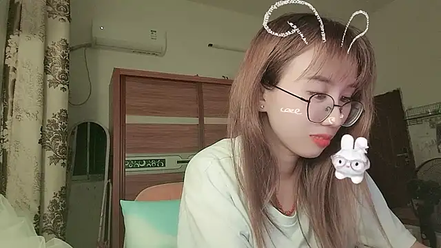 Lili 666 online show from 06-27-26, 04:02