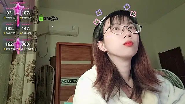 Snapshot of Lili_666 chatting on 01-13-26, 08:46 Lili 666 online show from 01-13-26, 08:46