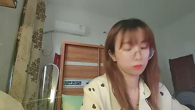 Lili 666 online show from 05-21-26, 03:37