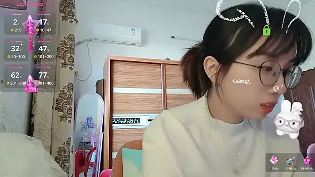 Snapshot of Lili_666 chatting on 11-26-25, 06:13 Lili 666 online show from 11-26-25, 06:13