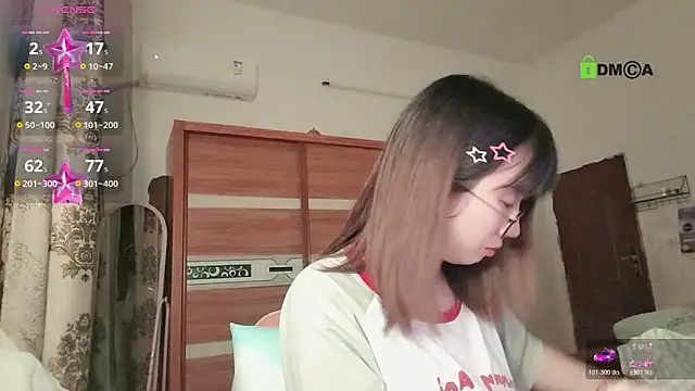 Snapshot of Lili_666 chatting on 11-17-25, 05:39 Lili 666 online show from 11-17-25, 05:39