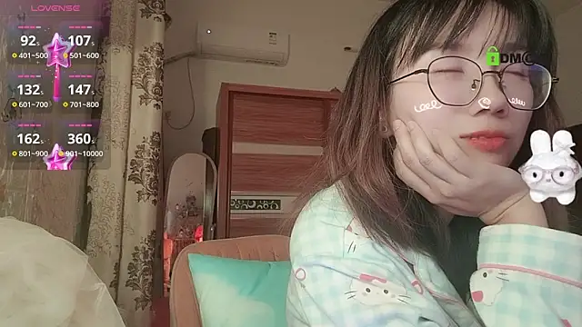 Snapshot of Lili_666 chatting on 11-25-25, 05:46 Lili 666 online show from 11-25-25, 05:46