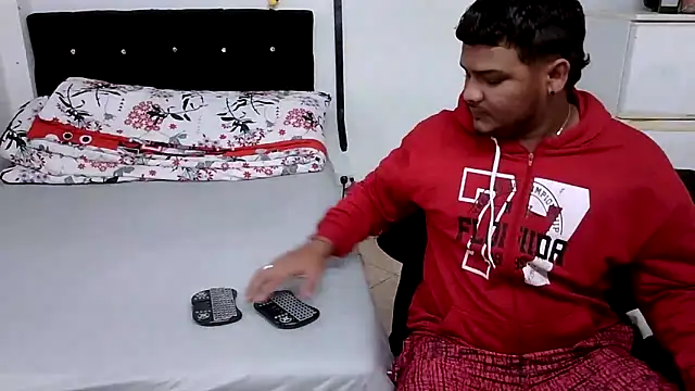 Boycuriousxxx online show from 03-24-26, 11:54