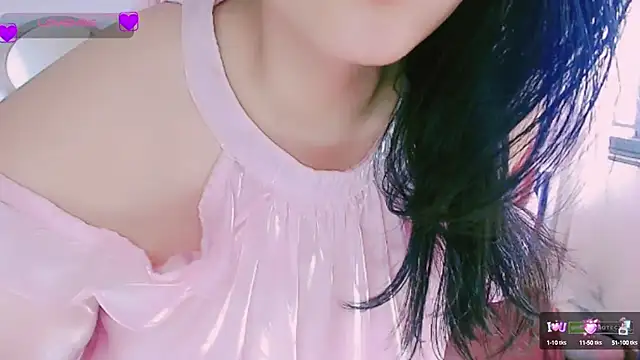 Snapshot of Na_baby chatting on 09-28-25, 04:08 Na baby online show from 09-28-25, 04:08