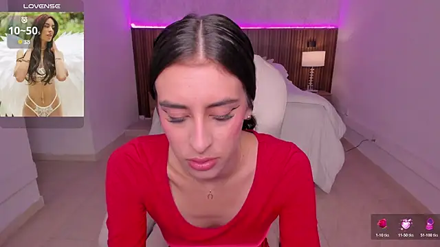 karlaa james online show from 06-16-26, 11:10