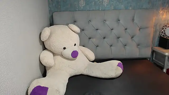 ginasailor online show from 09-20-25, 03:00