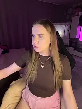 Lexi noah online show from 11-18-25, 09:29