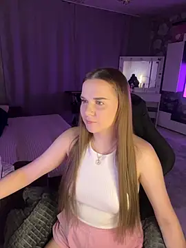 Lexi noah online show from 11-05-25, 09:40