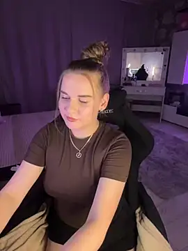 Lexi noah online show from 09-21-25, 09:42