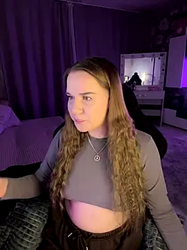 Lexi noah online show from 10-22-25, 09:24