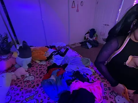 Onlypawzz online show from 02-18-26, 02:42