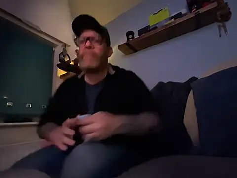 Snapshot of Tattooednakedguy chatting on 03-27-26, 11:38 Tattooednakedguy online show from 03-27-26, 11:38