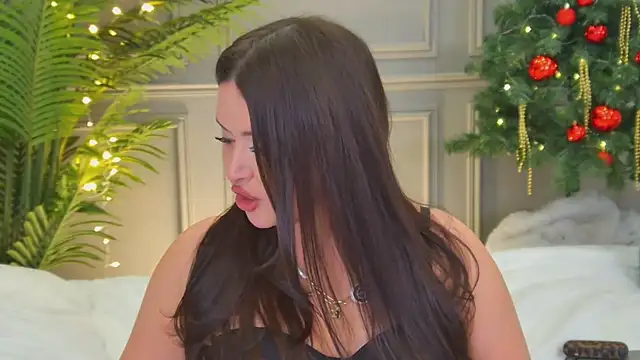 TrishaWinslet online show from 12-14-25, 10:21