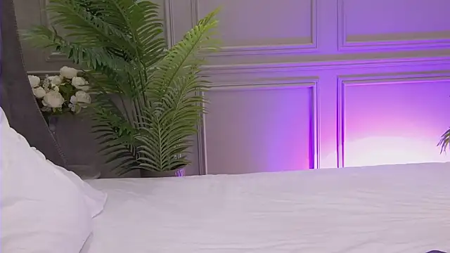 TrishaWinslet online show from 11-23-25, 05:06