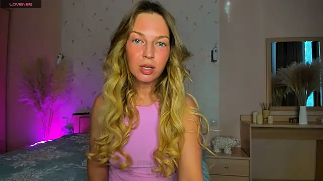 Snapshot of Jeanne_Williams chatting on 02-04-25, 09:28 Jeanne Williams online show from 02-04-25, 09:28