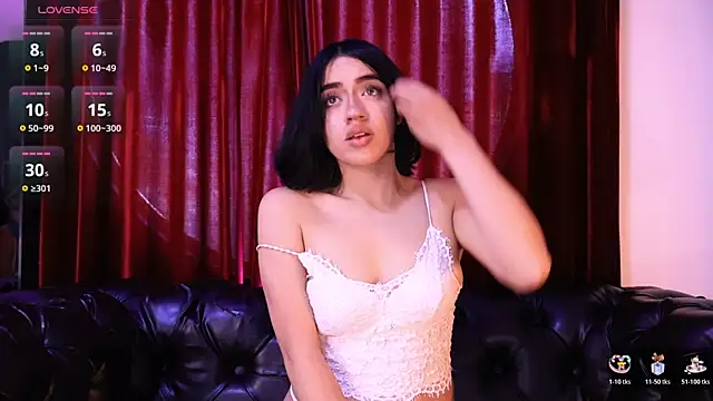 KasiaNoir  online show from 04-10-26, 12:34