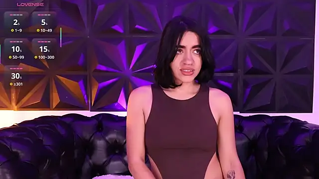 KasiaNoir  online show from 11-04-25, 12:09