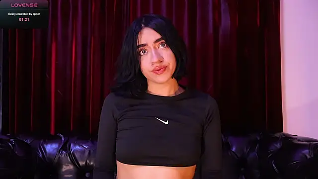 KasiaNoir  online show from 04-15-26, 12:42