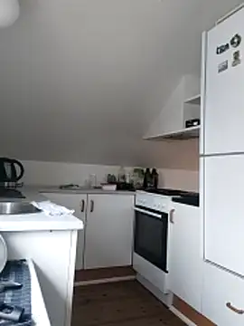 Analcholic online show from 11-09-25, 01:04