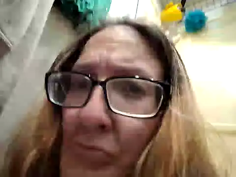 Snapshot of ILUV2TUCHMYKITTY chatting on 09-15-25, 01:33 ILUV2TUCHMYKITTY online show from 09-15-25, 01:33