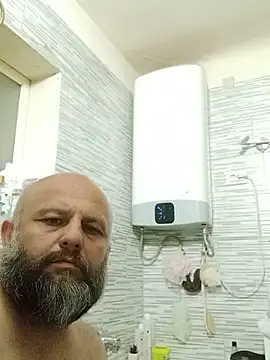 Snapshot of AlexandruCsaba chatting on 05-18-26, 09:08 AlexandruCsaba online show from 05-18-26, 09:08